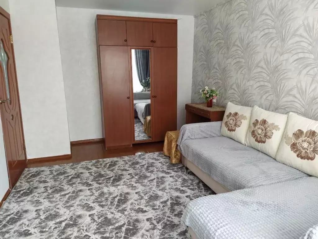 2-к кв. Татарстан, Казань ул. Хусаина Мавлютова, 10 (42.0 м) - Фото 1