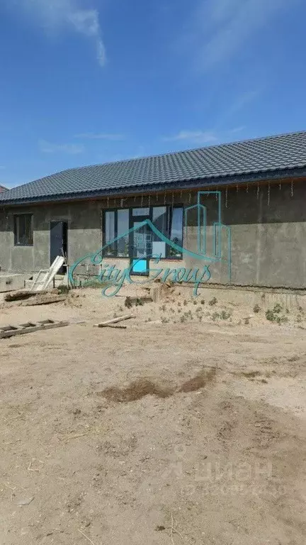 Дом в Оренбургская область, пос. Новоорск ул. Нагорная, 16 (142 м) - Фото 1