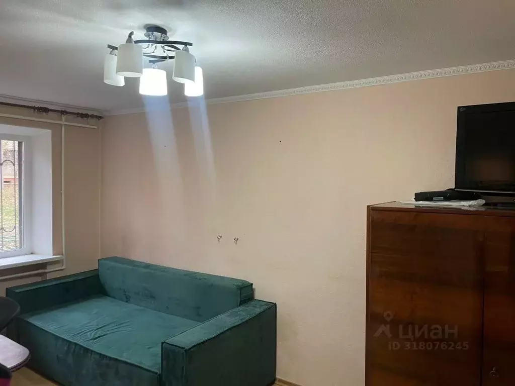 Комната Ростовская область, Новочеркасск ул. Энгельса, 48 (18.0 м) - Фото 1
