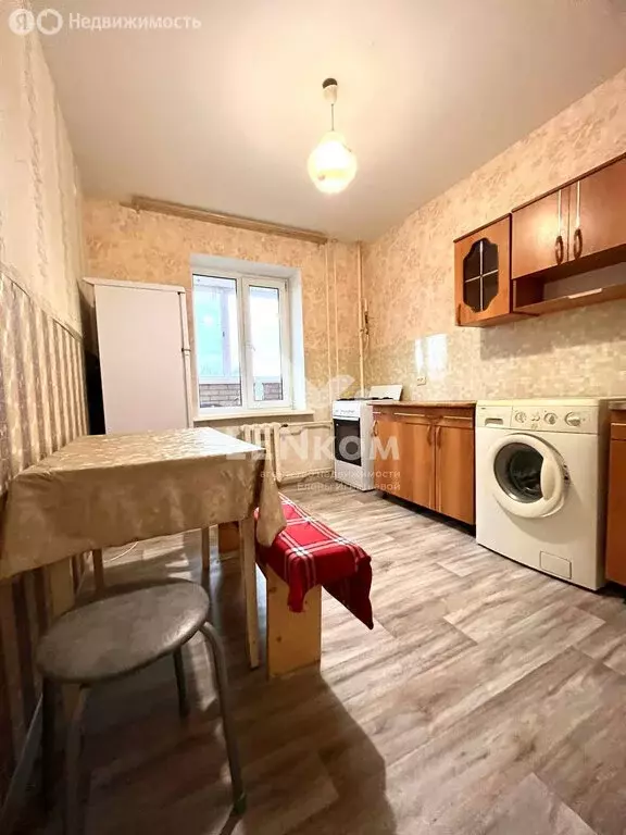 2-комнатная квартира: Октябрьский, Полесская улица, 3 (53 м) - Фото 0