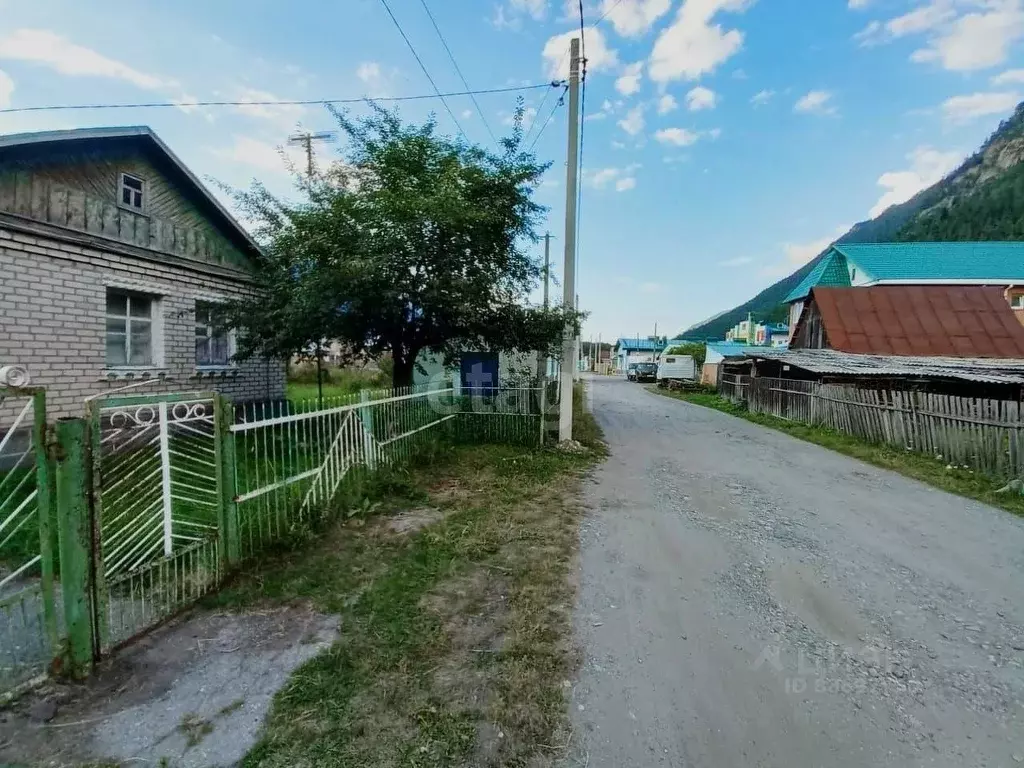 Дом в Карачаево-Черкесия, Теберда Карачаевский городской округ, ул. ... - Фото 1