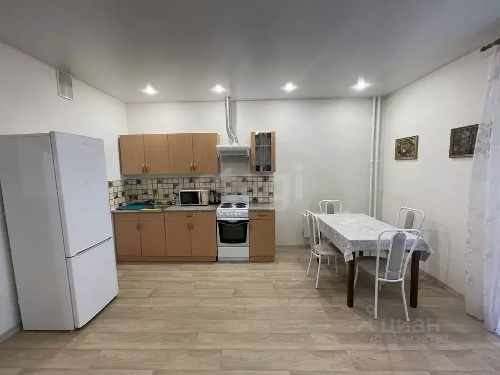 Студия Тюменская область, Тюмень ул. Верхнетарманская, 5 (31.8 м) - Фото 2