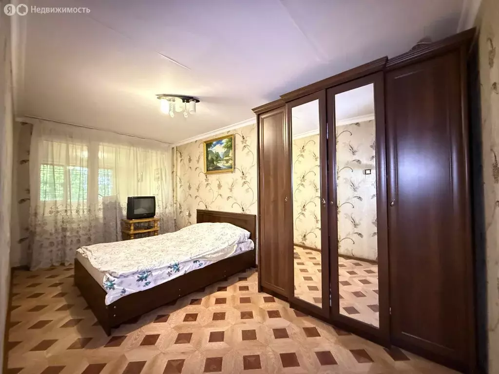 2-комнатная квартира: Нальчик, улица Мальбахова, 30литА (46 м) - Фото 1