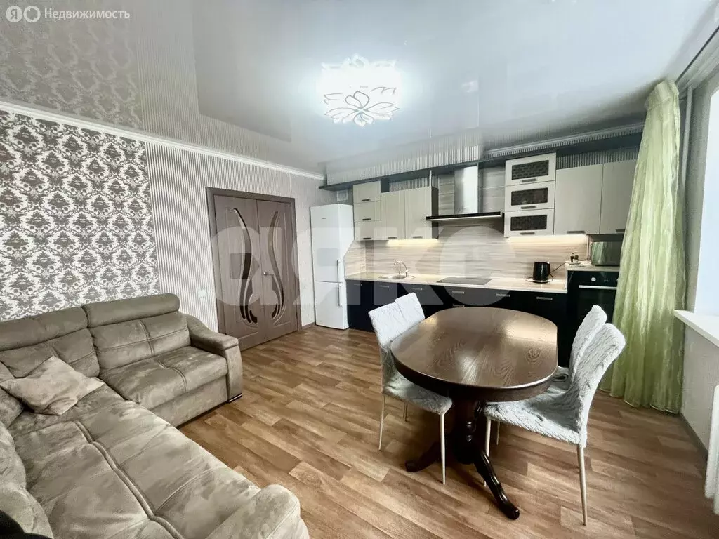 4-комнатная квартира: Нижнекамск, Лесная улица, 27 (79.6 м) - Фото 1