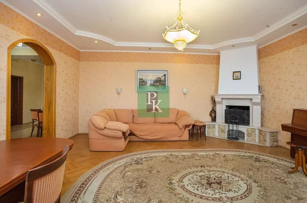 5-к кв. Севастополь ул. Щорса, 4 (217.0 м) - Фото 0