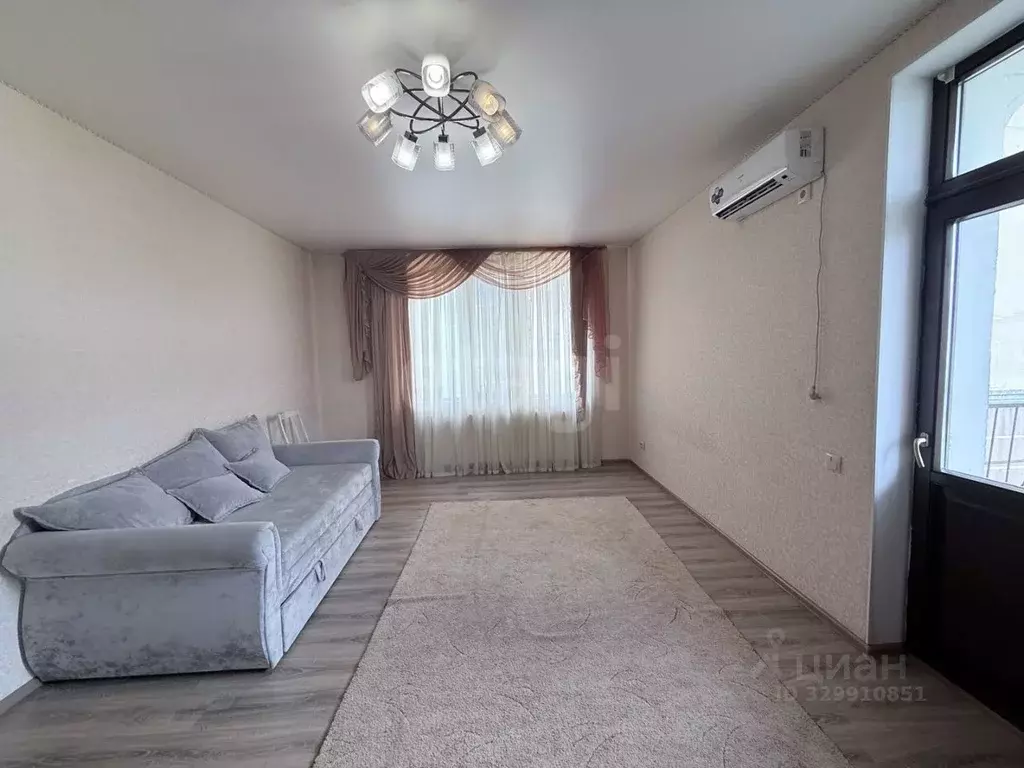1-к кв. Крым, Симферополь ул. Ковыльная (56.0 м) - Фото 1