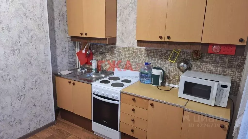 2-к кв. Саха (Якутия), Нерюнгри ул. Строителей, 3 (57.0 м) - Фото 2