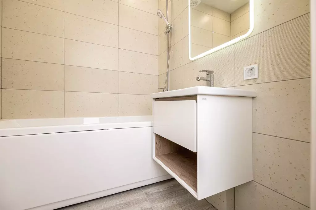 Продаётся 3-к квартира, 57.1 м - Фото 1