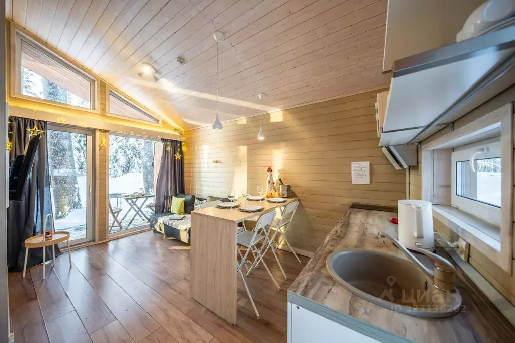 Дом в Ленинградская область, Приозерский район, Ромашкинское с/пос, ... - Фото 2