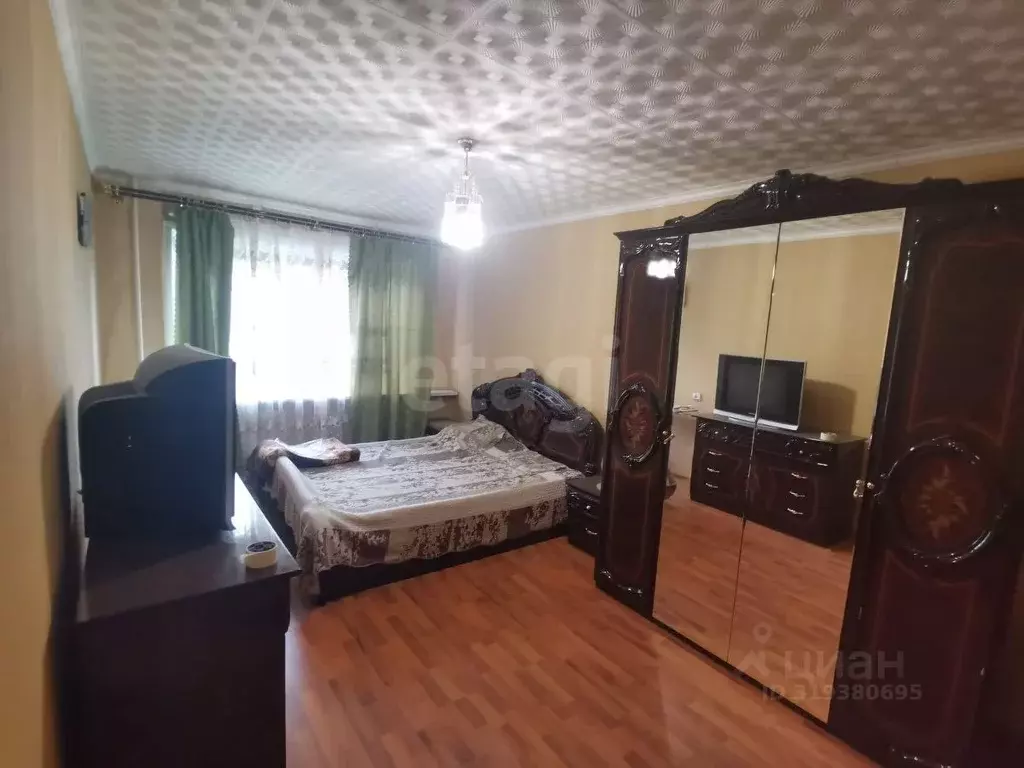 3-к кв. Коми, Сыктывкар просп. Бумажников, 7 (61.6 м) - Фото 1