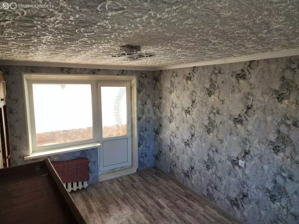 3-комнатная квартира: Курчатов, Ленинградская улица, 27 (59 м) - Фото 1