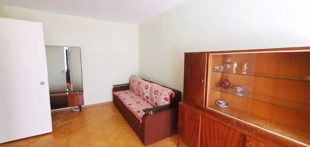 1-к кв. Москва ул. Героев Панфиловцев, 27К4 (42.0 м) - Фото 0