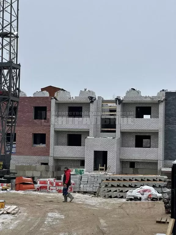 3-к кв. Смоленская область, Смоленск ул. МОПРА УВСР, 3 (103.57 м) - Фото 1