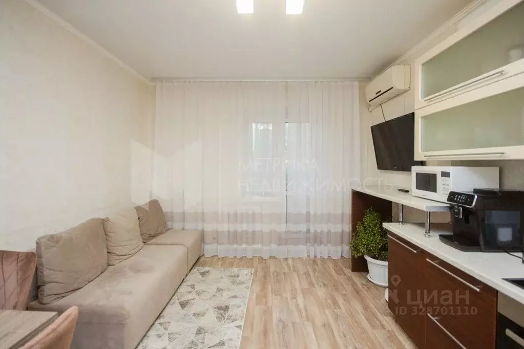 2-к кв. Тюменская область, Тюмень Широтная ул., 158 (60.3 м) - Фото 1