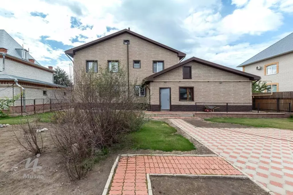 Дом в Алтайский край, Барнаул городской округ, пос. Научный Городок ... - Фото 1