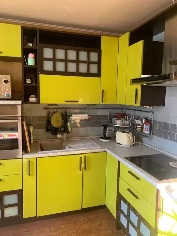 3-к кв. Курская область, Курск просп. Вячеслава Клыкова, 1 (78.0 м) - Фото 1