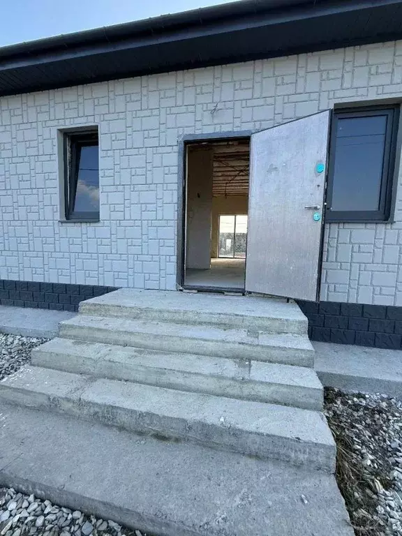 Дом в Краснодарский край, Новороссийск городской округ, Семигорский ... - Фото 2