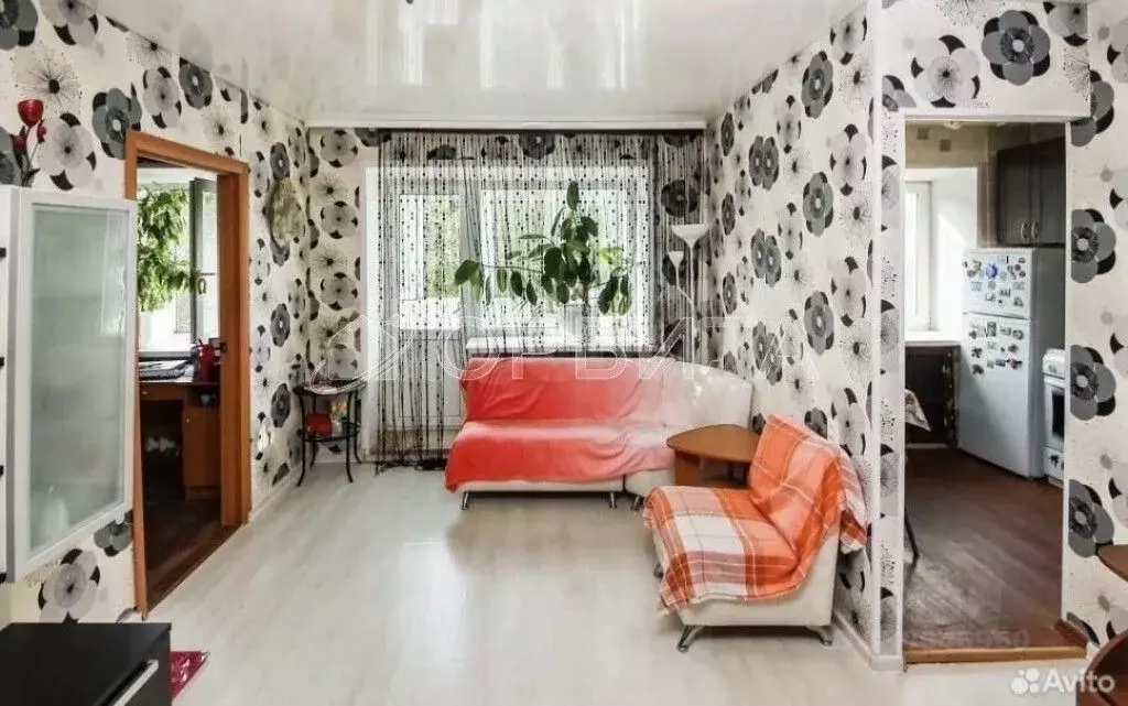 2-к кв. Тюменская область, Тюмень Минская ул., 96 (42.9 м) - Фото 1