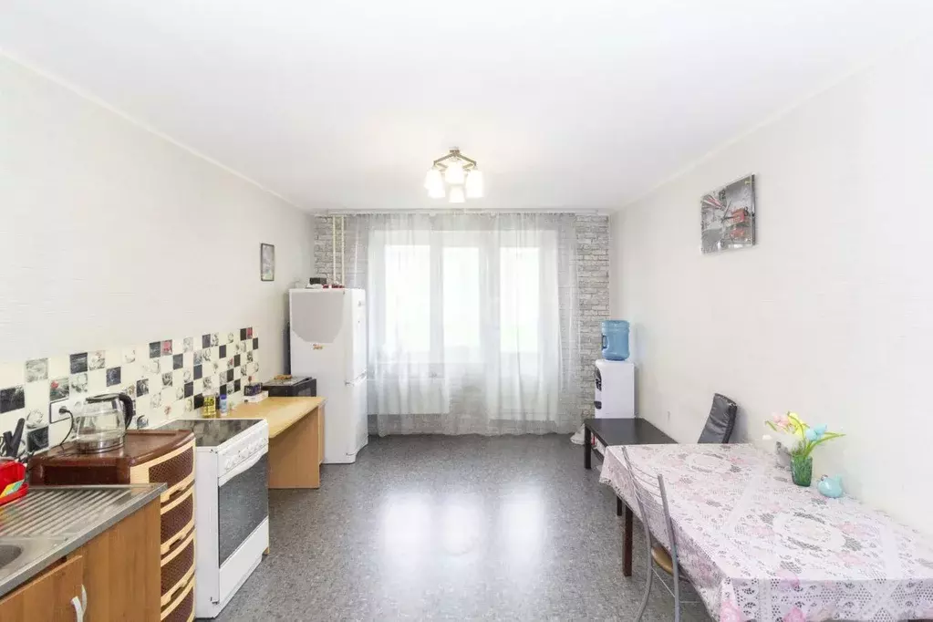 3-к кв. Тюменская область, Тюмень ул. Московский Тракт, 154 (85.2 м) - Фото 1