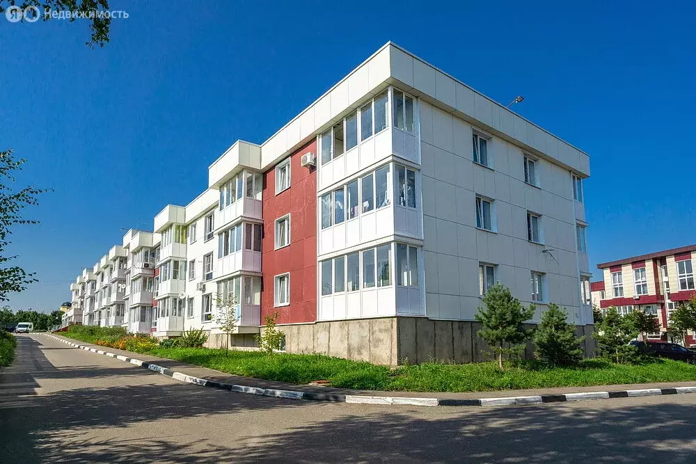 2-комнатная квартира: деревня Ликино, 103А (44 м) - Фото 1