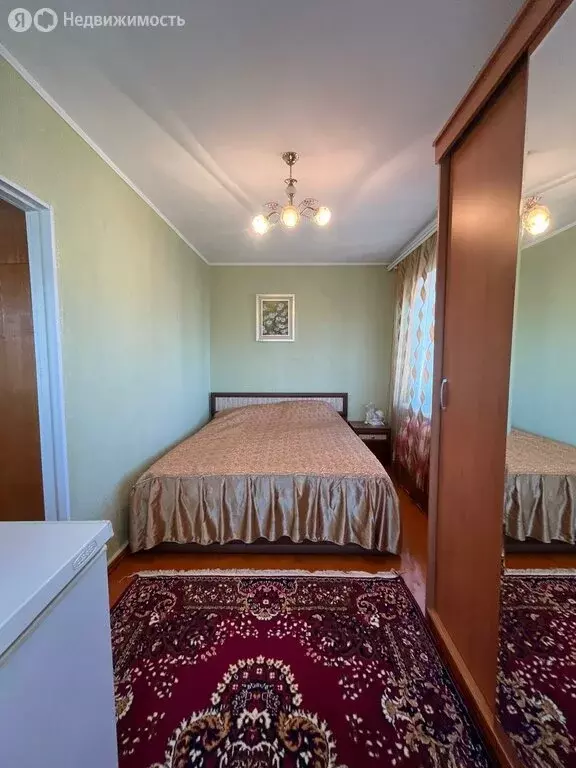 2-комнатная квартира: Николаевск-на-Амуре, улица Горького, 94 (40 м) - Фото 1