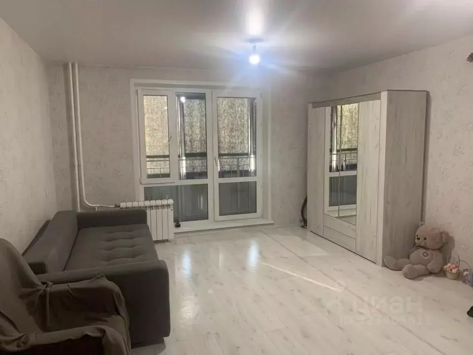 Студия Красноярский край, Красноярск ул. Апрельская, 6 (33.2 м) - Фото 1