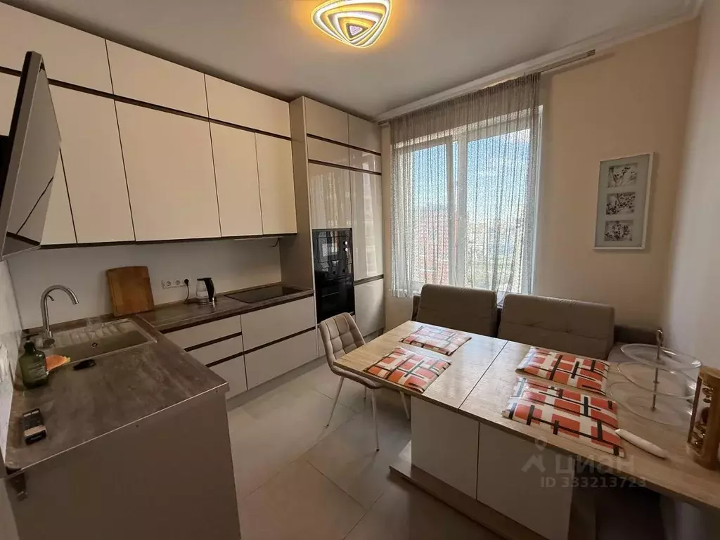 3-к кв. Московская область, Красногорск ул. Липовой Рощи, 6к1 (69.0 м) - Фото 1