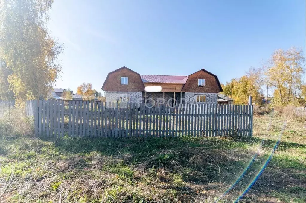 Дом в Алтайский край, Первомайский район, с. Березовка Зеленая ул., 1А ... - Фото 0