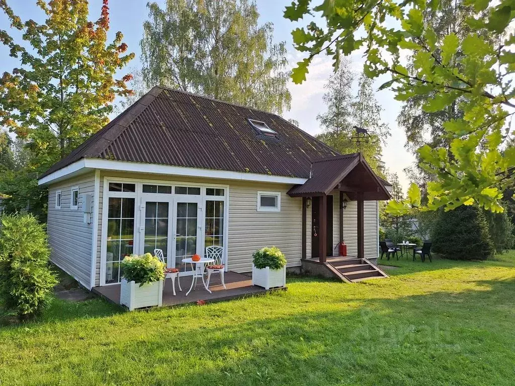 Дом в Ленинградская область, Выборгский район, Приморское городское ... - Фото 1