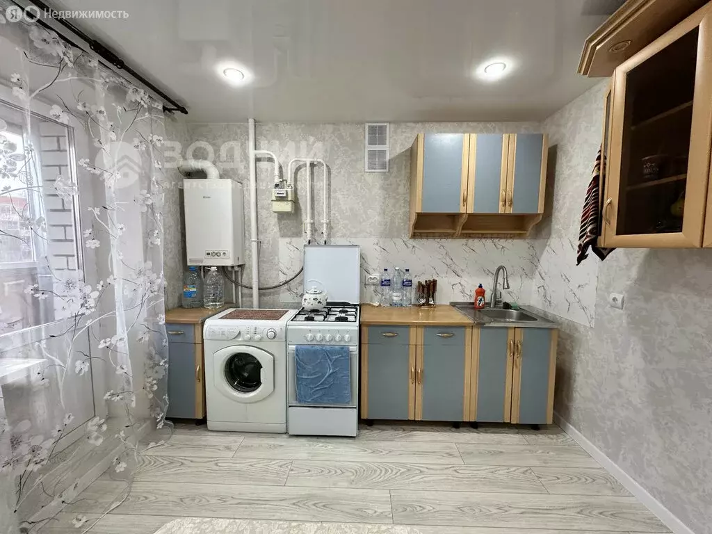 1-комнатная квартира: Чебоксары, улица Ленинского Комсомола, 5 (41 м) - Фото 1