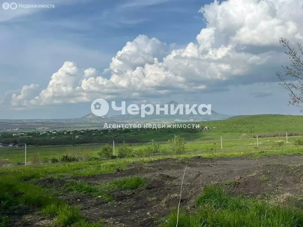 Участок в Ессентукская, Весёлая улица (18 м) - Фото 1