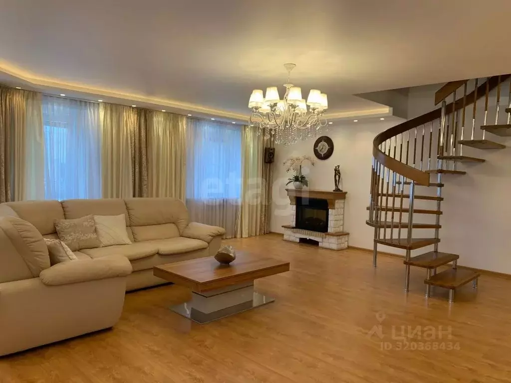 4-к кв. Владимирская область, Владимир Офицерская ул., 16 (165.0 м) - Фото 1