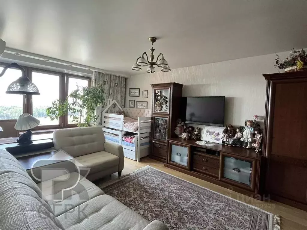 3-к кв. Москва ул. Генерала Тюленева, 25 (65.0 м) - Фото 1