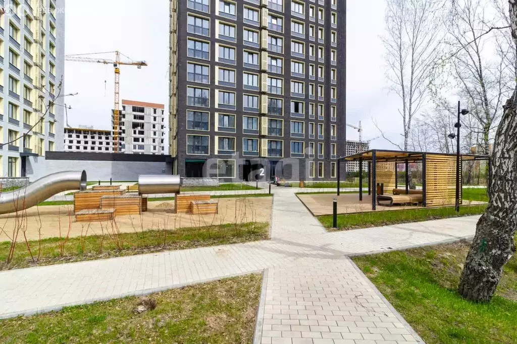 2-комнатная квартира: деревня Дударева, улица Сергея Джанбровского, ... - Фото 2