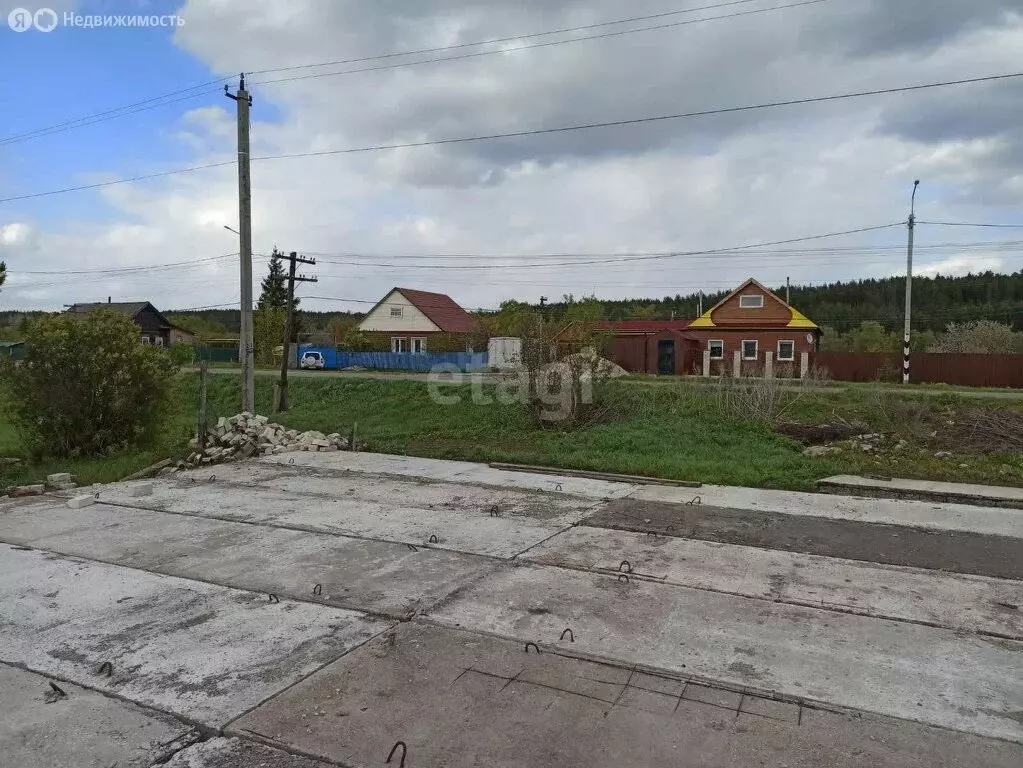 Участок в село Скугареевка, Центральная улица (23 м) - Фото 1