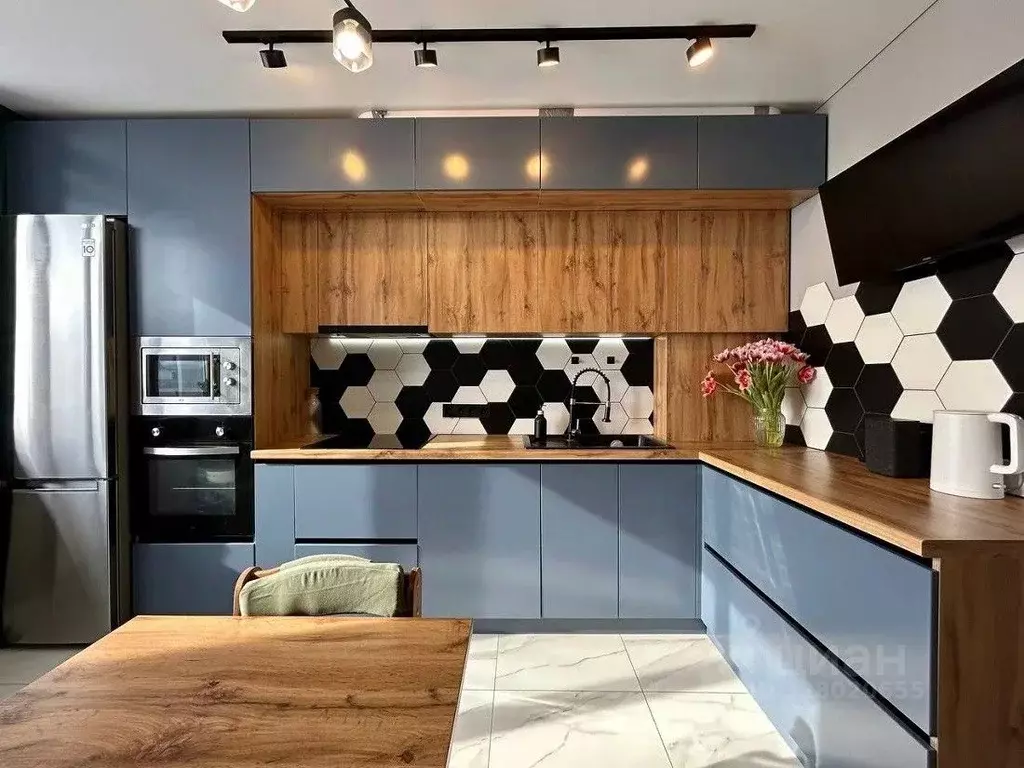 2-к кв. Самарская область, Самара ул. Петра Алабина, 2 (68.0 м) - Фото 2