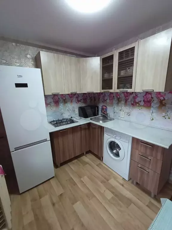 1-к. квартира, 32 м, 2/9 эт. - Фото 0
