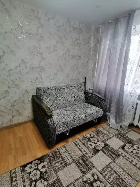 Комната Чувашия, Новочебоксарск Советская ул., 14 - Фото 1