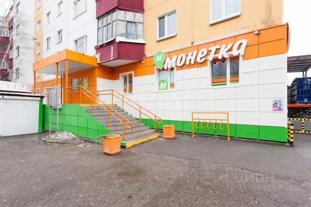 Торговая площадь в Ханты-Мансийский АО, Сургут ул. Островского, 22 ... - Фото 0