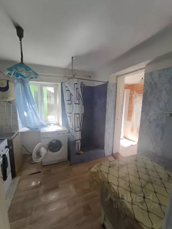 Дом в Крым, Симферополь ул. Ангарская, 21 (30 м) - Фото 1