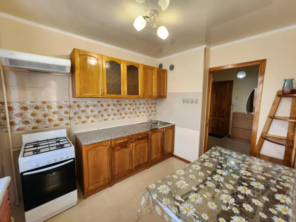 2-к кв. Ставропольский край, Пятигорск ул. Нежнова, 56К2 (50.0 м) - Фото 1