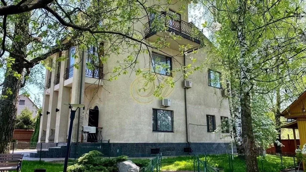 Дом в Московская область, Люберцы городской округ, Красково пгт проезд ... - Фото 1