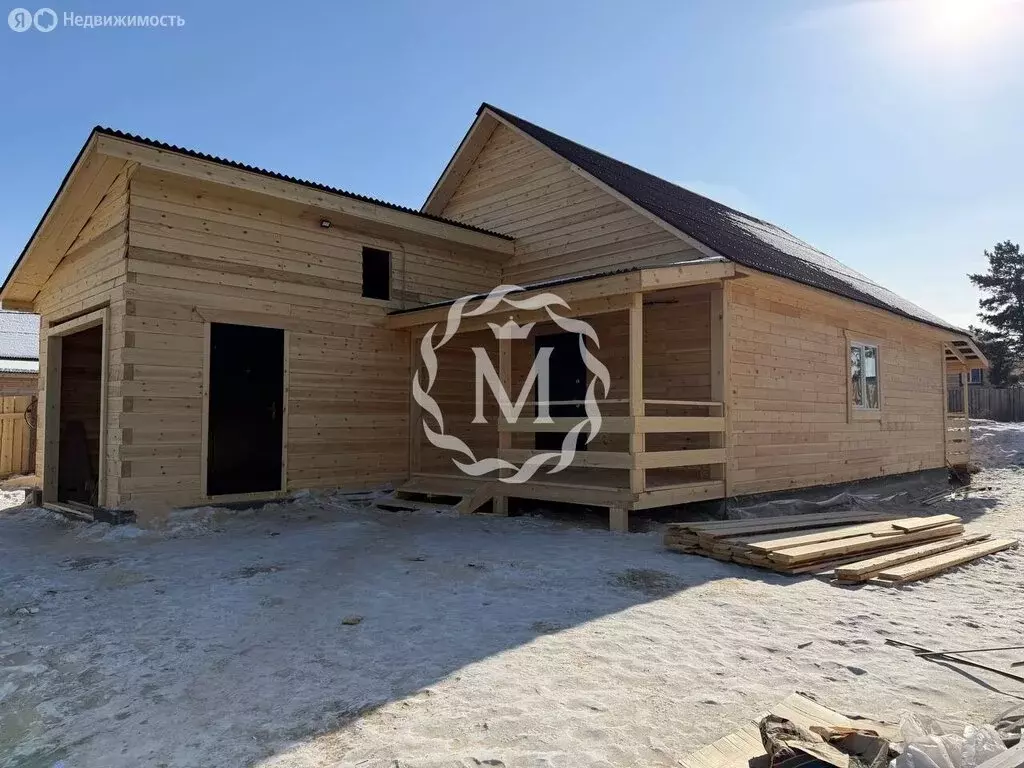 Дом в село Нижний Саянтуй, ДНТ Багульник, 3-й квартал, 734 (150.3 м) - Фото 1