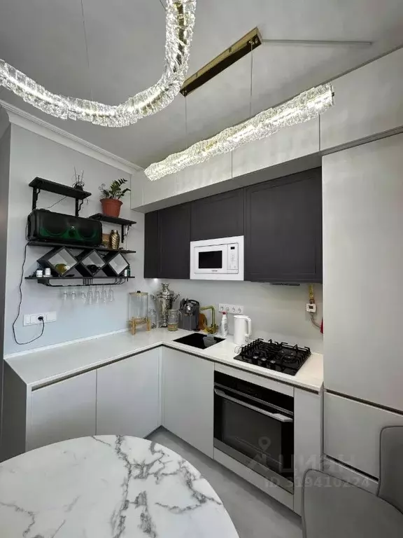 2-к кв. Саха (Якутия), Якутск 202-й мкр, 9 (52.0 м) - Фото 0