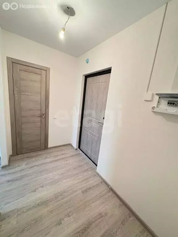 Квартира-студия: посёлок Западный, улица имени Младшего Сержанта ... - Фото 2