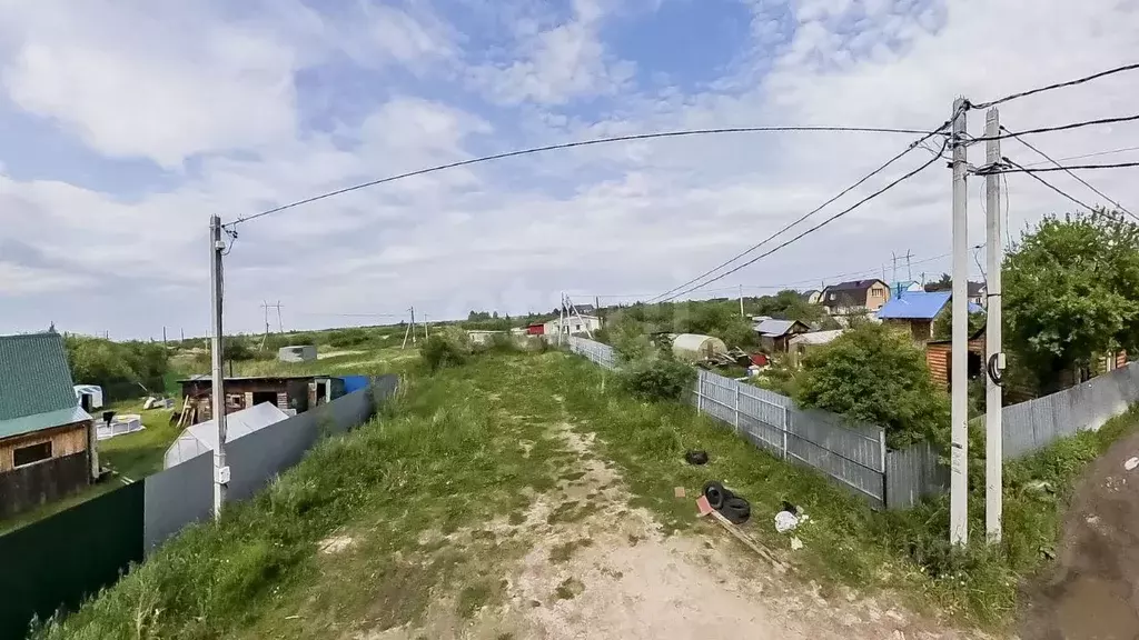 Участок в Тюменская область, Тюмень Малинка садовое товарищество, ул. ... - Фото 1