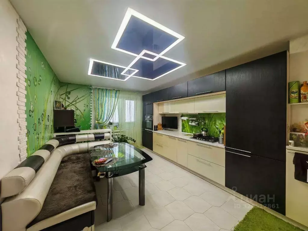 3-к кв. Самарская область, Самара Демократическая ул., 166 (91.0 м) - Фото 1