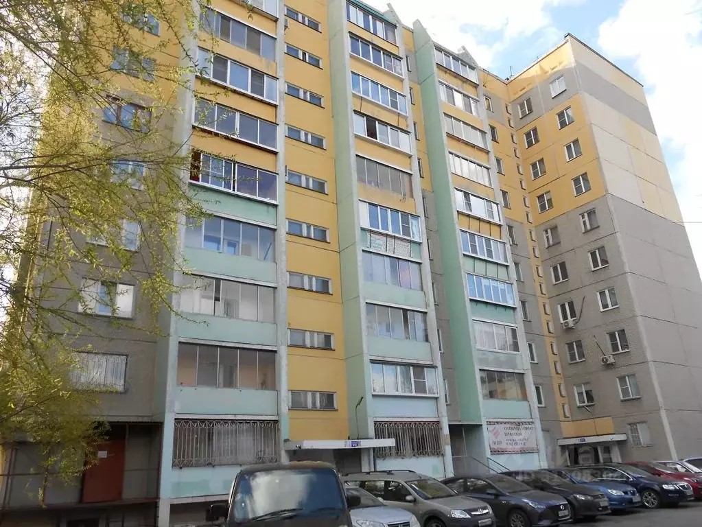 3-к кв. Челябинская область, Челябинск ул. Блюхера, 83А (64.7 м) - Фото 0