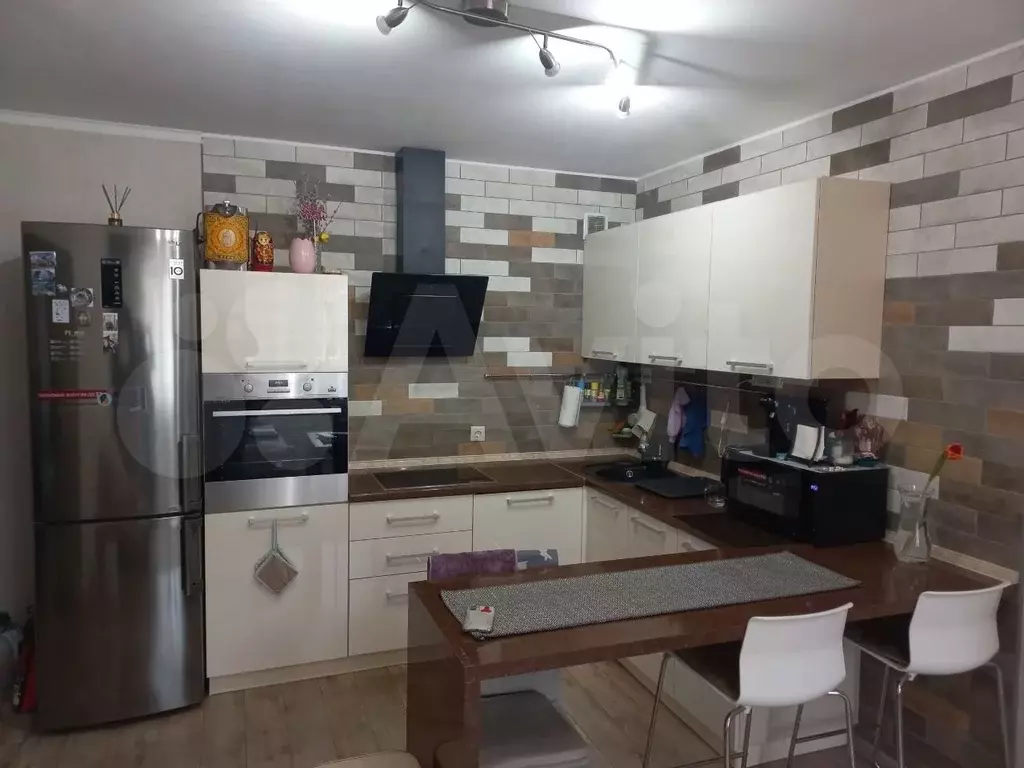 3-к. квартира, 70м, 9/15эт. - Фото 1