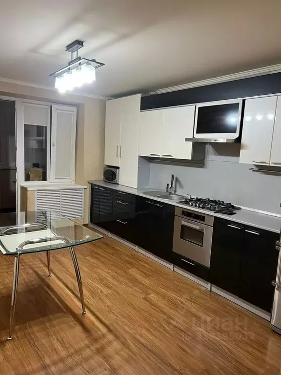 2-к кв. Ростовская область, Батайск ул. Ленина, 170Б (87.2 м) - Фото 0